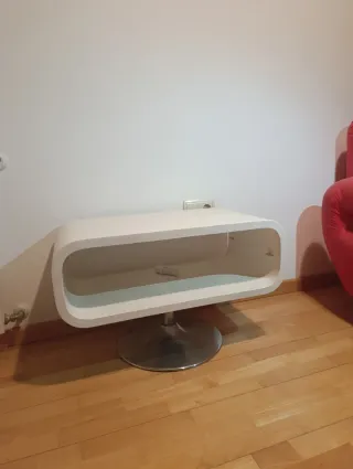 Mesa auxiliar moderna giratoria