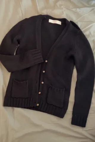 Chaqueta negra botones bronce