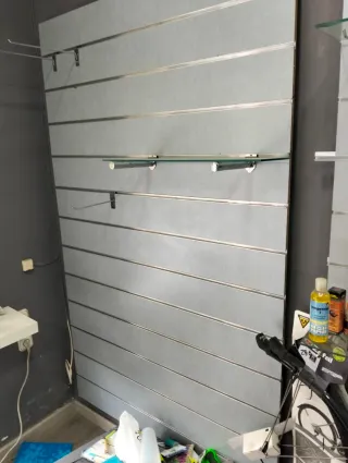 Estanterías de cristal para comercio