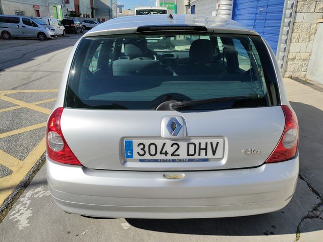 Renault Clio 2005