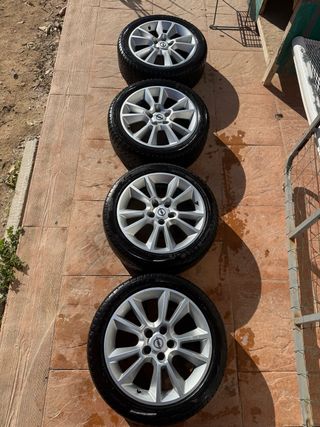 Llantas 5x110 buje 65,1 + Neumáticos Contacto