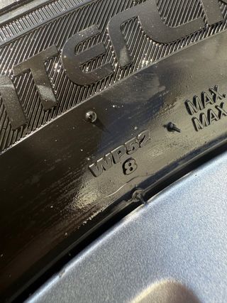 Llantas 5x110 buje 65,1 + Neumáticos Contacto