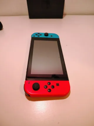 Nintendo Switch V1 2017 Con Moddata con SD 256GB