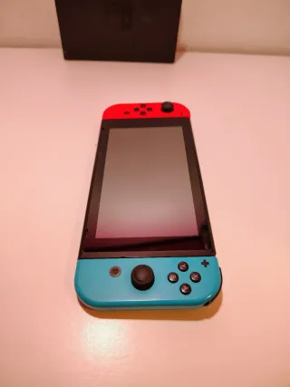 Nintendo Switch V1 2017 Con Moddata con SD 256GB