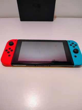 Nintendo Switch V1 2017 Con Moddata con SD 256GB