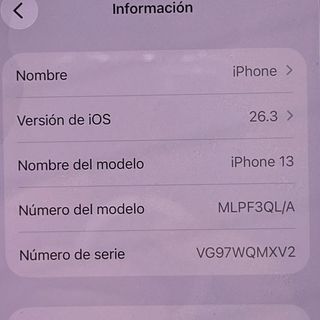 iPhone 13 de 128 GB a 100% de salud con accesorios