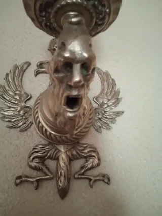 Portavelas águila bicéfala y corona bronce