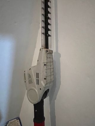 Cortasetos eléctrico