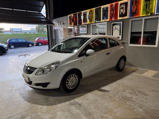 Opel Corsa Essentia 1.2cc 80cv 3p. 2009