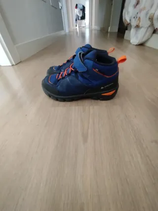 Botas montaña niño Quechua T.34