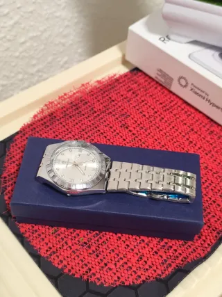 Reloj Poedagar Plata y Blanco Hombre