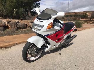 honda cbr 1000 f vendo o cambio