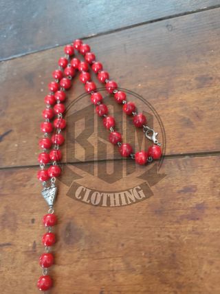 Rosario con croce e pietre rosse