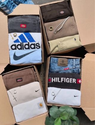 Reventa de Ropa Vintage Tipo A tipo Premium kilos