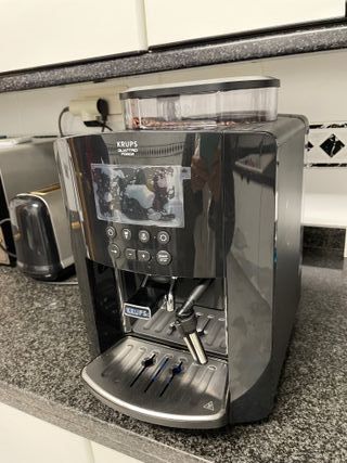 Cafetera Krups Quattro Force Automática