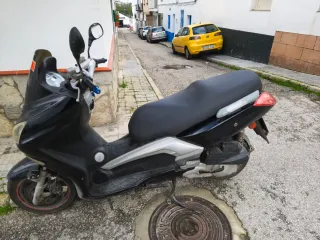 TGB X Motion 125cc Scooter Negra