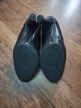 Décolleté Varese Nere Pelle Donna