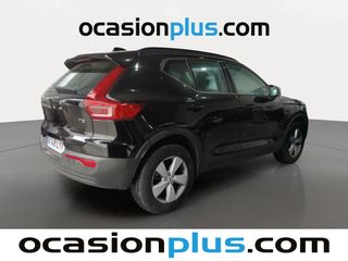 Volvo XC40 T2 Essential 95 kW (129 CV)