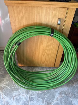 Rollo de cable verde 50m