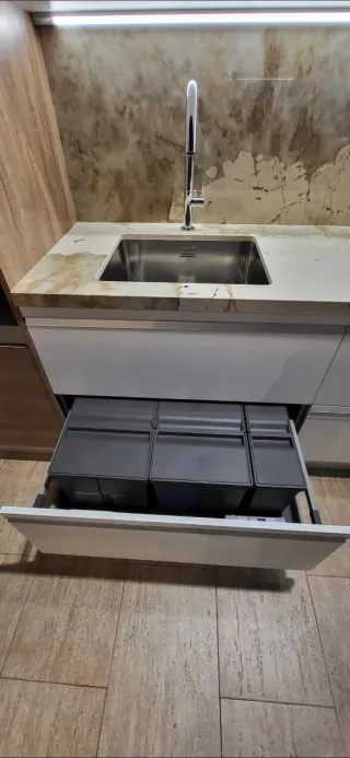 Muebles de Cocina Madera y Mármol