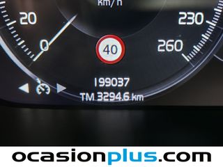 Volvo XC40 D3 110 kW (150 CV)