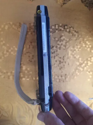 Consola Sony PSP + Funda + Cargador + Cable de TV