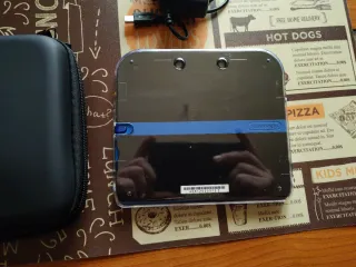 Nintendo 2DS Azul con funda y cargador