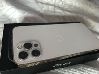 iPhone 12 Pro Dorado