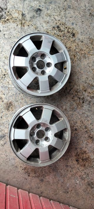 Llantas Ford Tourneo