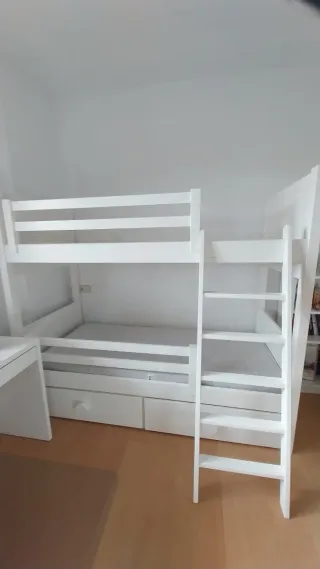 Litera blanca 180x80 con 2 colchones