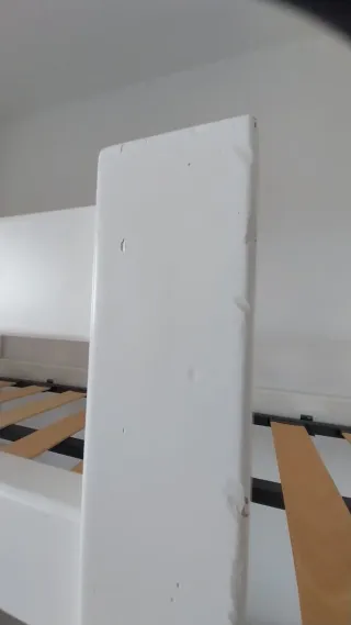 Litera blanca 180x80 con 2 colchones