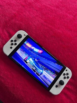 Nintendo Switch OLED Blanca + Accesorios