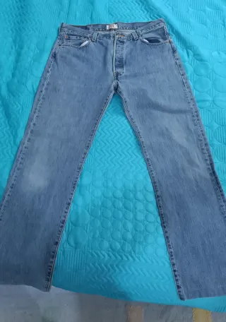 Pantalón Levi's 501 W33 L32