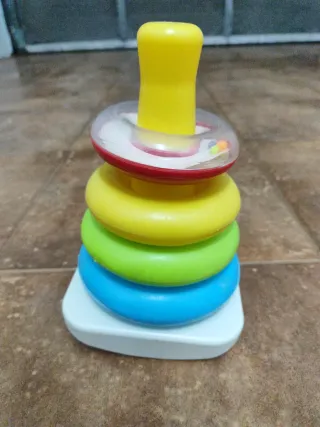 Juguetes apilables para bebés