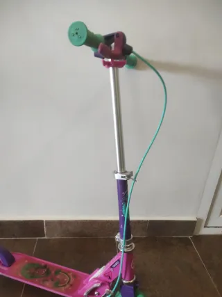 Patinete infantil rosa y morado