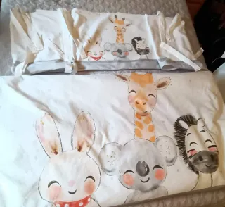 Ropa de Cuna: Edredón y Chichonera Animale