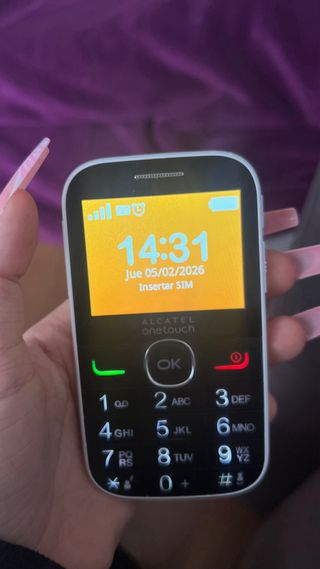 Teléfono Móvil Alcatel One Touch 20-04G