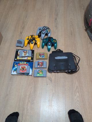 Nintendo 64 + Juegos + Mandos y adaptador