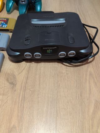 Nintendo 64 + Juegos + Mandos y adaptador