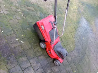 Cortacésped Eléctrico Rojo