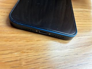 iPhone 12 64GB Azul y cargador