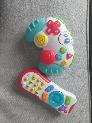 2 Juguetes para Bebé: Mando y Mando Juego