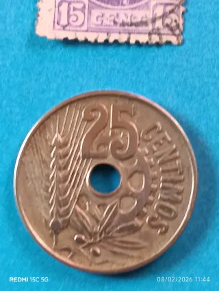 Lote de monedas y sellos de la República