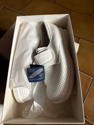 Zuecos Sanitarios Caballero Reller Talla 44