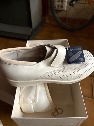 Zuecos Sanitarios Caballero Reller Talla 44