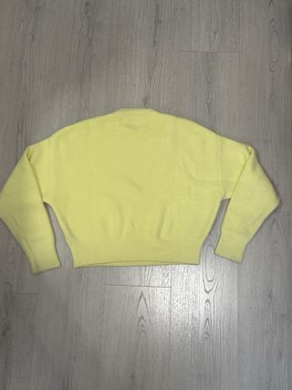 Jersey Bershka amarillo pastel talla XS