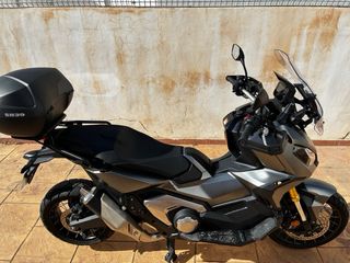 Honda X-ADV 750