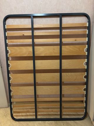 Somier de matrimonio metálico y madera