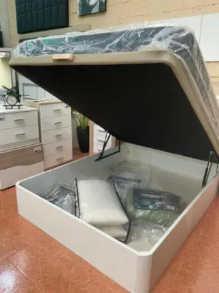 Canapé abatible con colchones viscoelástica