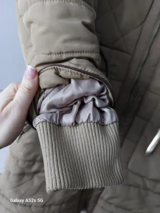 Abrigo Stradivarius Beige Talla L, color camel